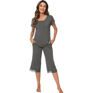 image:imageWiWi Bamboo Viscose Pajamas Set for Women Soft Sleepwear Loose comfy Short Tops with Capri Pants Pjs Loungewear SXXLCiron Grey